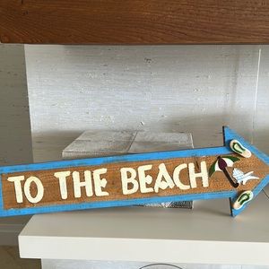 24 in wood plaque "TO THE BEACH "